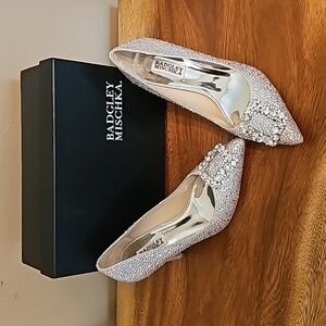 Badgley Mischka Cher ll Size 8 New In Box